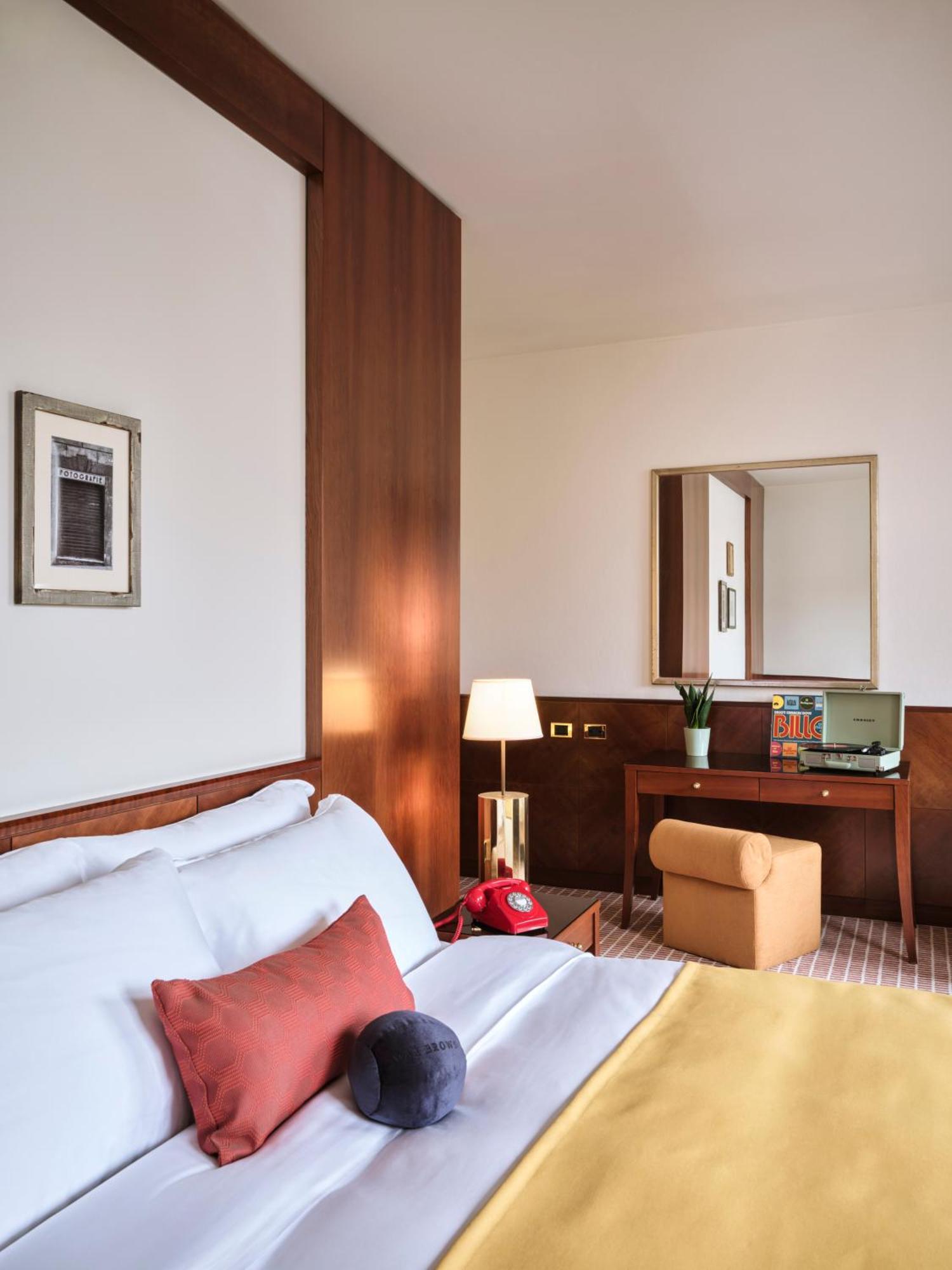 Max Brown Hotel Missori, Part Of Sircle Collection Milano Esterno foto